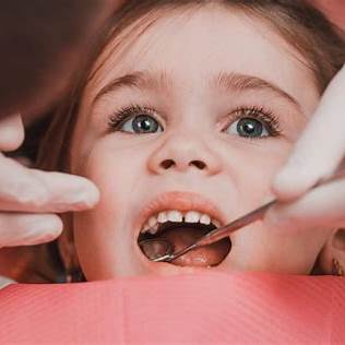 ترمیم دندان شیری کودکان